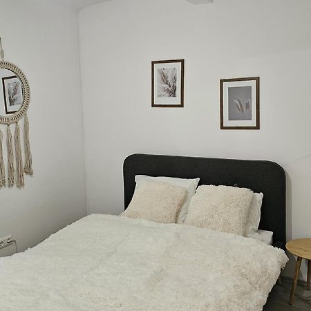 Studio Apartment Gigi Zagreb Exterior foto